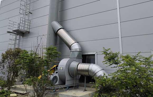 华霆（合肥）动力技术有限公司生产废气处理项目进场安装